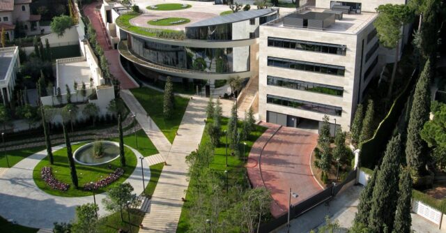 IESE Business School