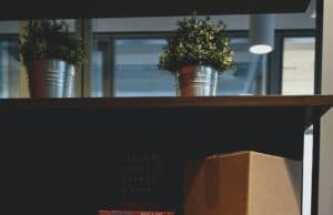 4 Things to Consider When Creating a Job Relocation Package