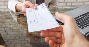 How to Cash a Business Check