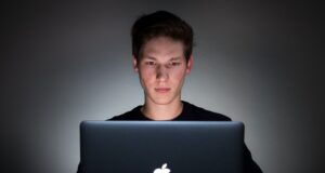 Dragonfly Doji and Gravestone Doji