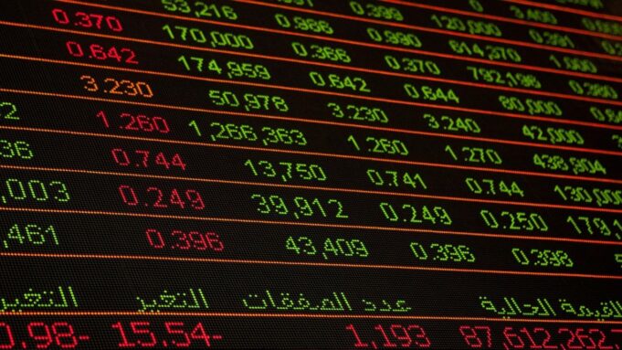 Understanding the Difference Between GTC and Day Orders in Trading GTC order