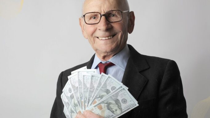 Millionaire vs Billionaire and their Habits of Investing Millionaire vs Billionaire