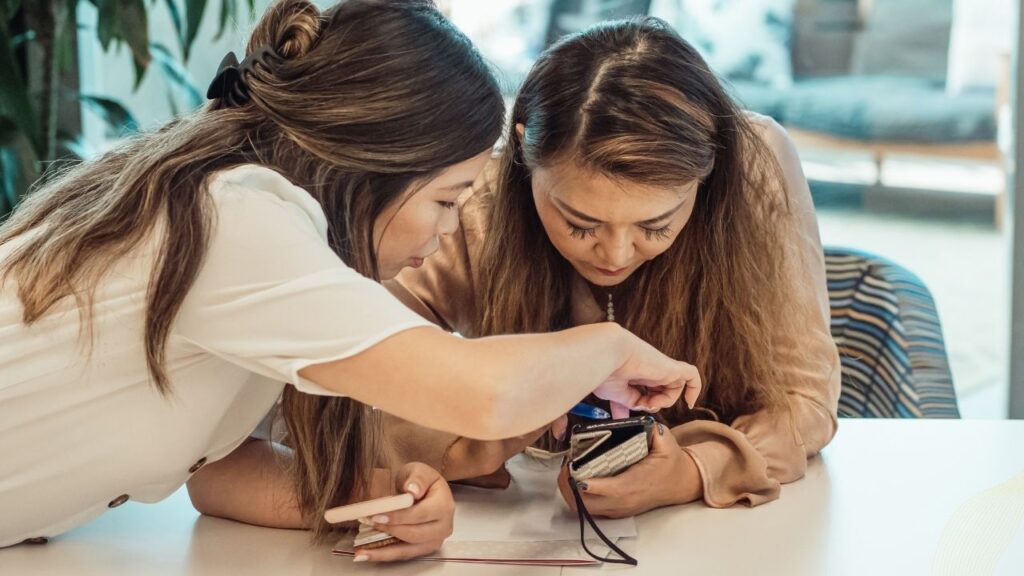 Price Taker vs Price Maker Finance Reference