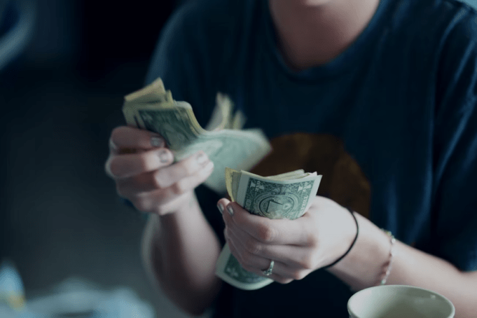 How To Save Your Finances If You’re Out Of Work Because Of An Injury