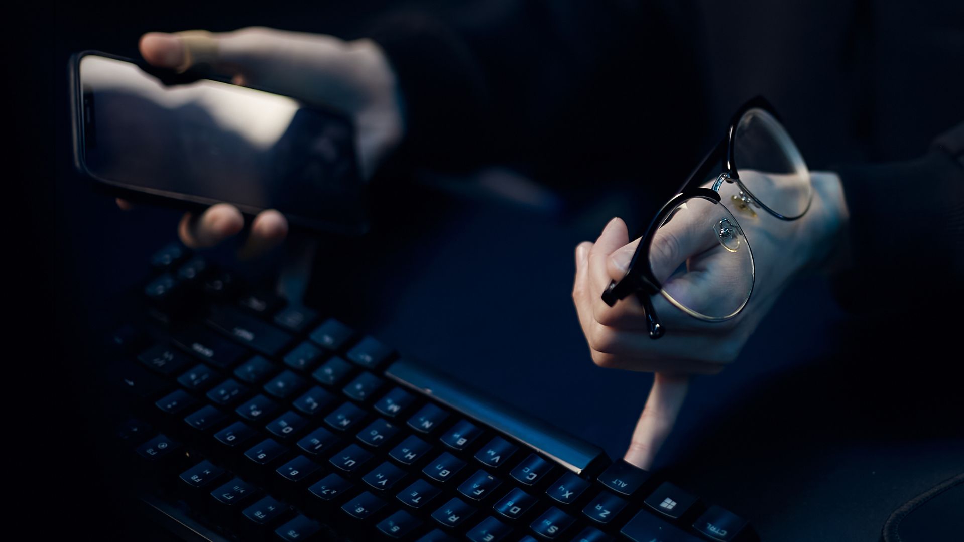 The Festival Present Scam - Finance Reference