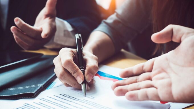 What You Should Know Before You Hire A Cosigner Hire A Cosigner