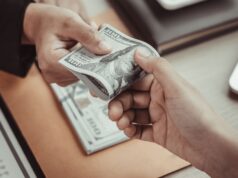 is 33k a year good salary? Is 33k a year good?