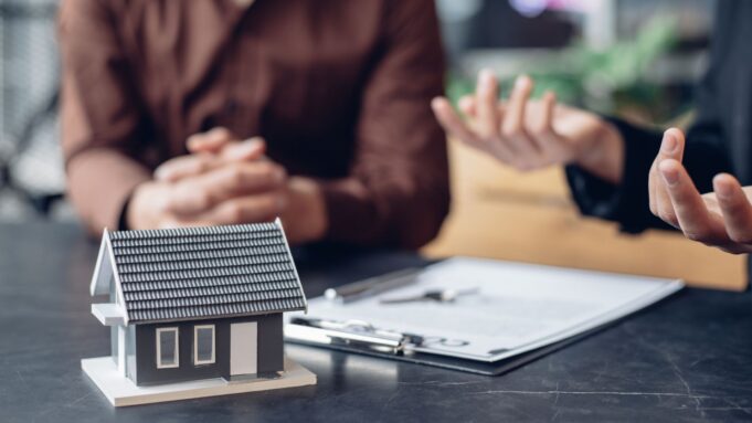 Lien vs loan-What is the difference? lien vs loan