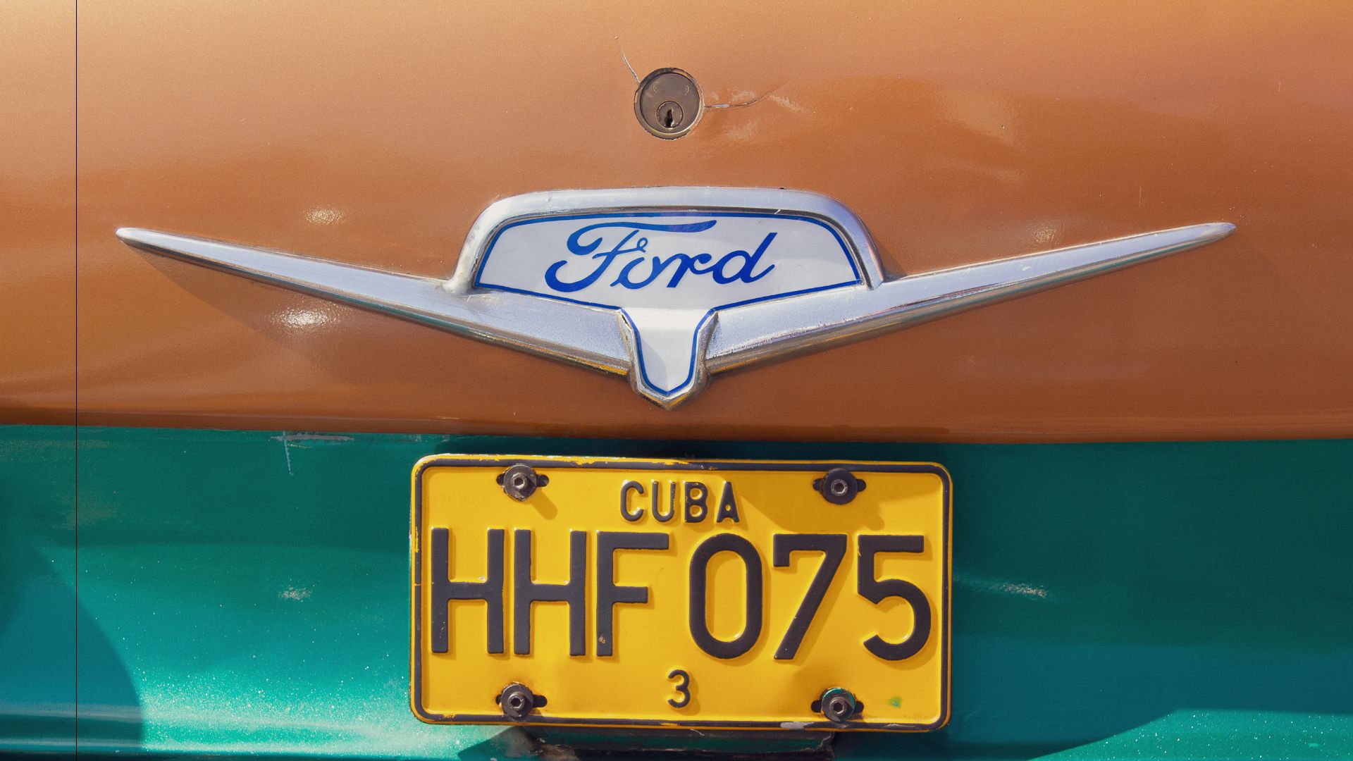 How to Get a Carmax License Plate Finance Reference