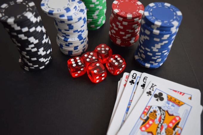 Top 8 Interesting Facts About Online Casinos