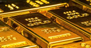 Gold As An Investment: Pros & Cons To Consider