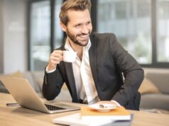 How Money Changes People’s Behaviors : The Psychological Effects of Wealth How Money Changes People