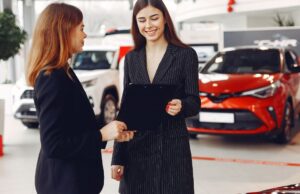 Carmax vs Dealer: Which One Should You Choose When Purchasing a Car? Carmax vs Dealer