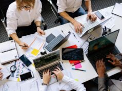 The Pros and Cons of Working for a Temp Agency Working for a Temp Agency