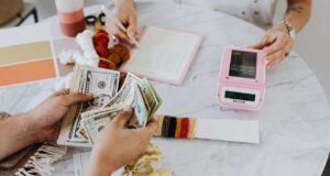 What to Do If You Don’t Make Enough Money to Pay Your Bills You Don't Make Enough Money to Pay Your Bills