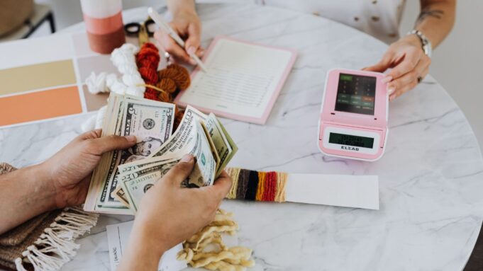 What to Do If You Don’t Make Enough Money to Pay Your Bills You Don't Make Enough Money to Pay Your Bills