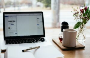 Why Should You Buy Enroll Business Administration Course? 8 Reasons