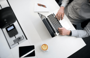 5 Procurement Challenges Finance Teams Face and How to Overcome Them