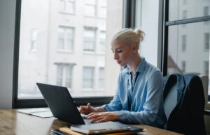 6 Tips For Achieving Professional Growth In Your Career