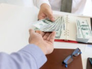 Cash Advances vs. Traditional Personal Loans: A Deep Dive