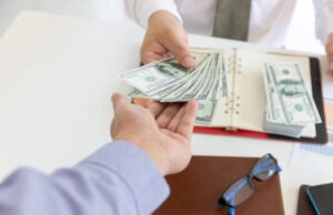 Cash Advances vs. Traditional Personal Loans: A Deep Dive