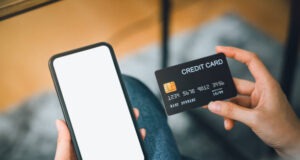 Signs It’s Time to Look For a New Credit Card