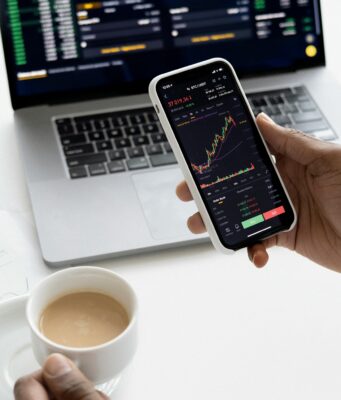 Copy trading: your strategies live on multiple platforms